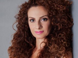 Amanda_Hsu_1965-copy-300x225 Headshot Gallery