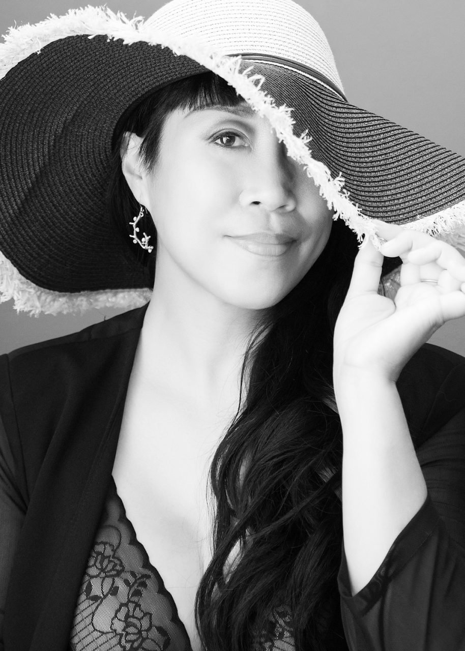 IMG_4538-e-914x1280 40 Over 40 Gallery