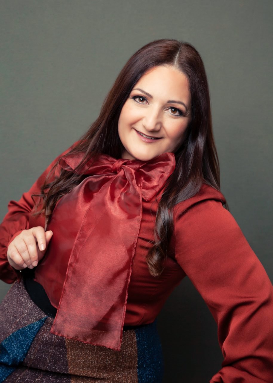 MG_0171-914x1280 40 Over 40 Gallery