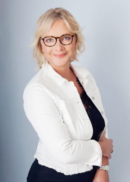 MG_0873-428x600 Headshot Gallery