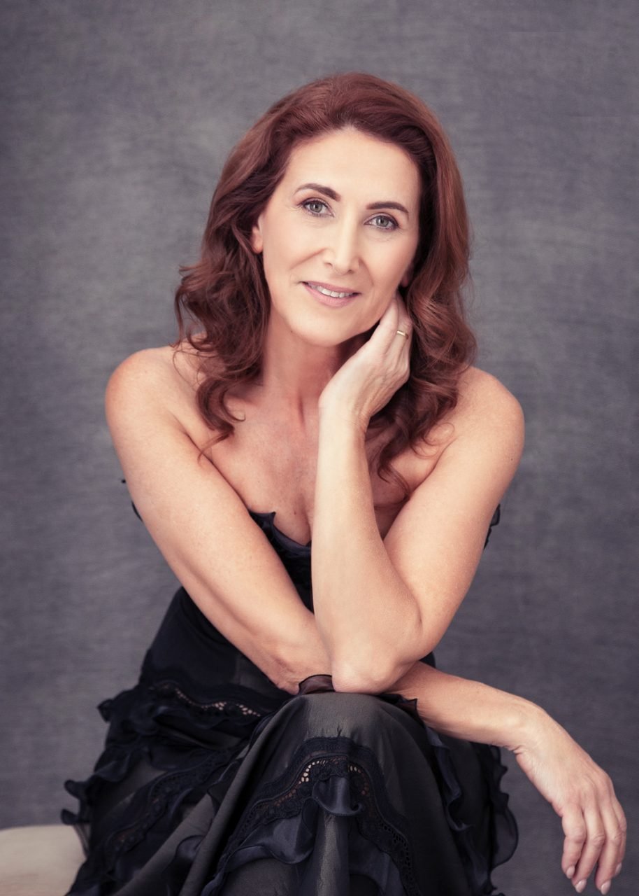 MG_4311-914x1280 40 Over 40 Gallery