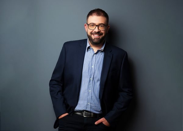 Amanda_Hsu_6887web-1-600x429 Headshot Gallery